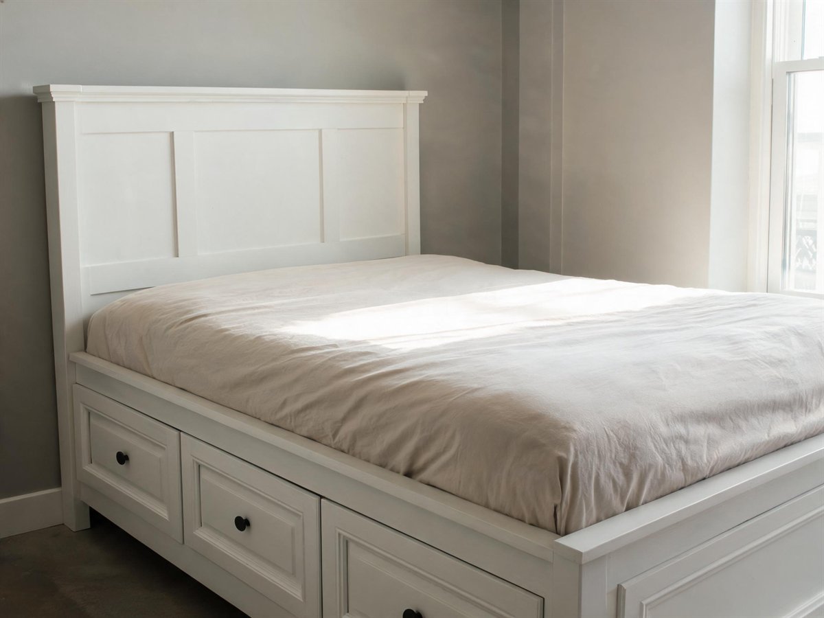 Captain's Bed