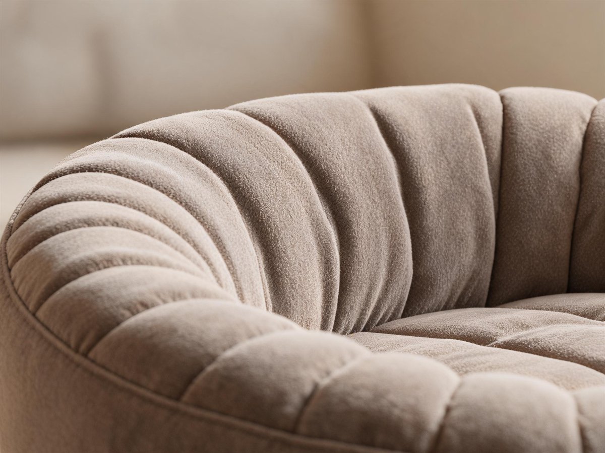 Bubble (3-seat / curved) Cushion detail